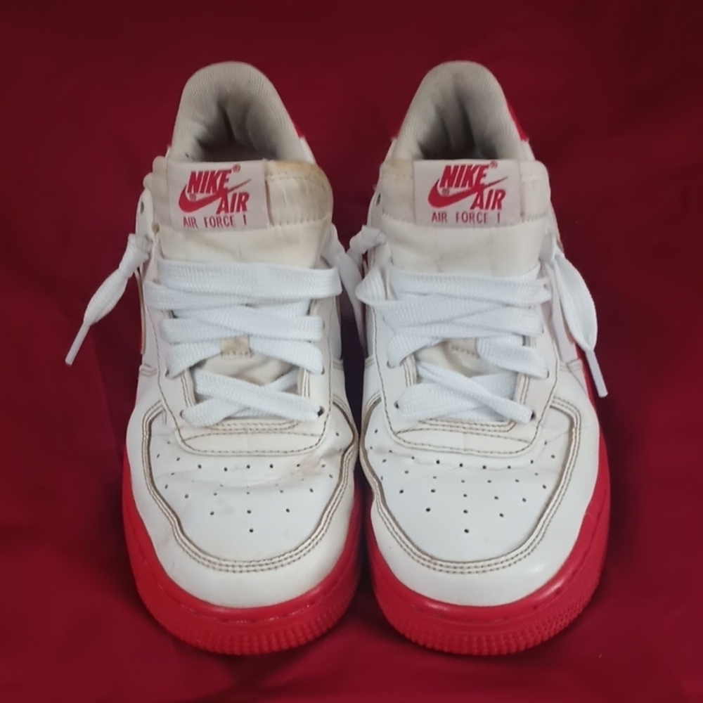 Nike Air Kids Sneakers in Red and White Size 5Y Good Condition 👟 - Picture 4 of 13